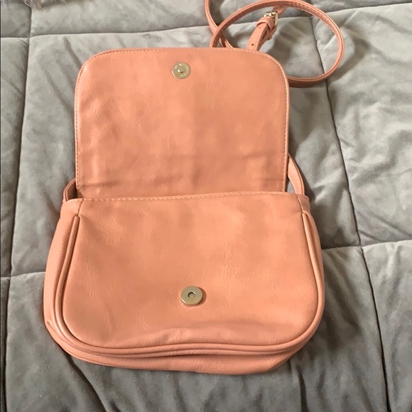 Boutique Leather Crossbody Bag - Picture 3 of 6